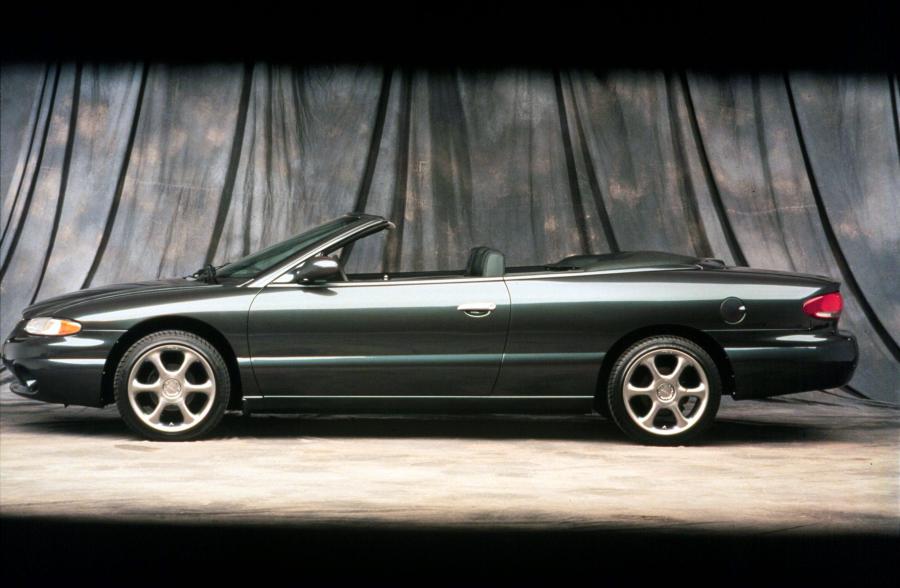  Chrysler Sebring Convertible 1997 года  (фото 18 из 27)